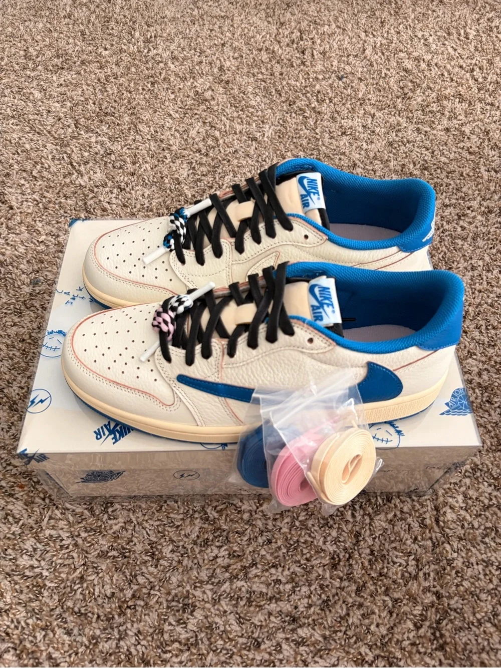 Travis Scott Jordan 1 Fragment Sail! Brand New Size 10.5!!